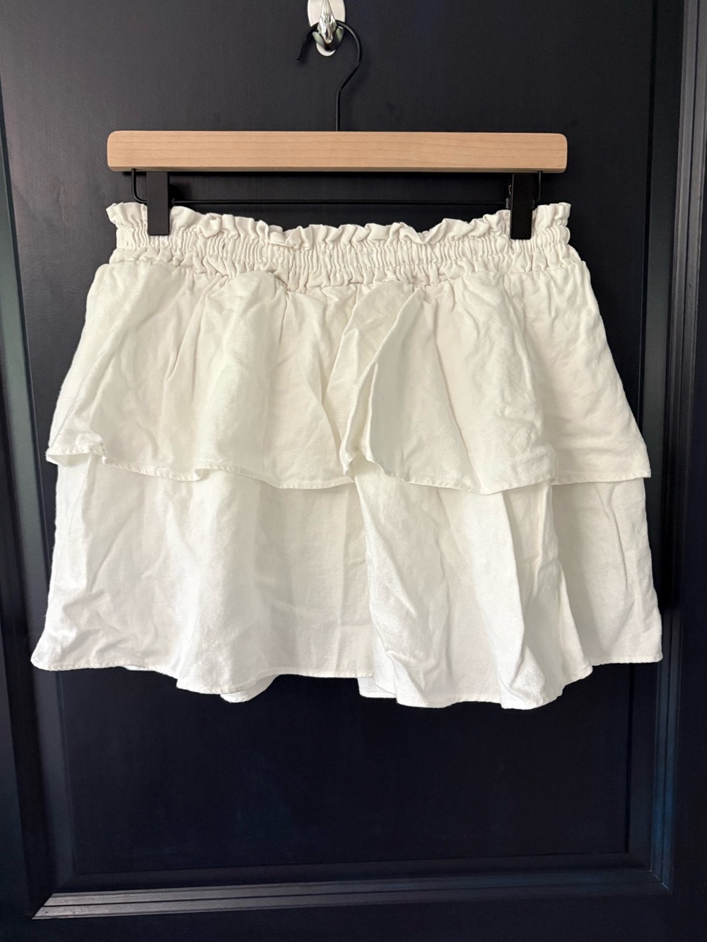 Stoney Clover White Linen Blend Layered Skirt Size Small Lots of Stretch!